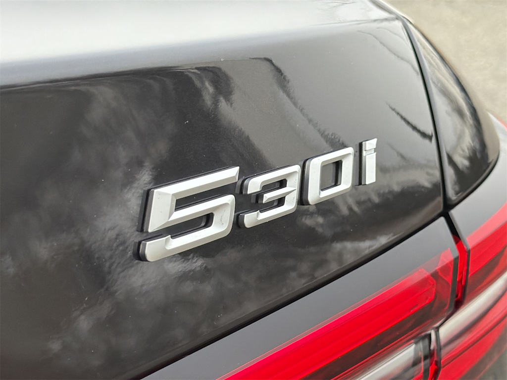 Thumbnail: 2026 BMW 5 Series - 7