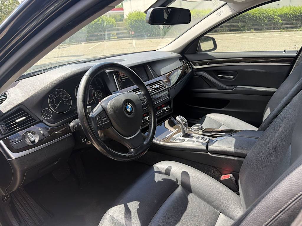 Thumbnail: 2016 BMW 5 Series - 2