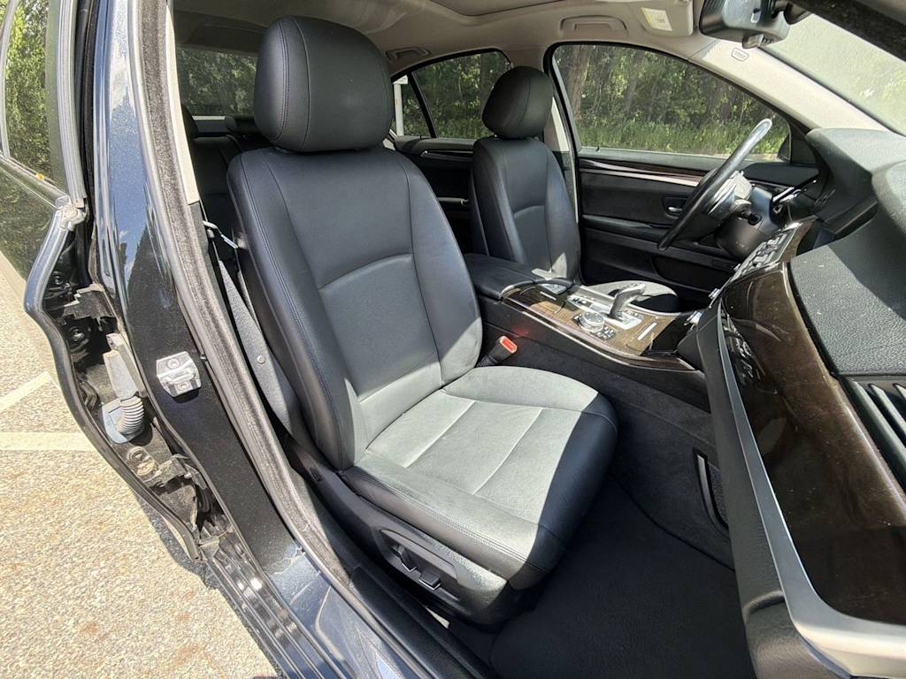 Thumbnail: 2016 BMW 5 Series - 12