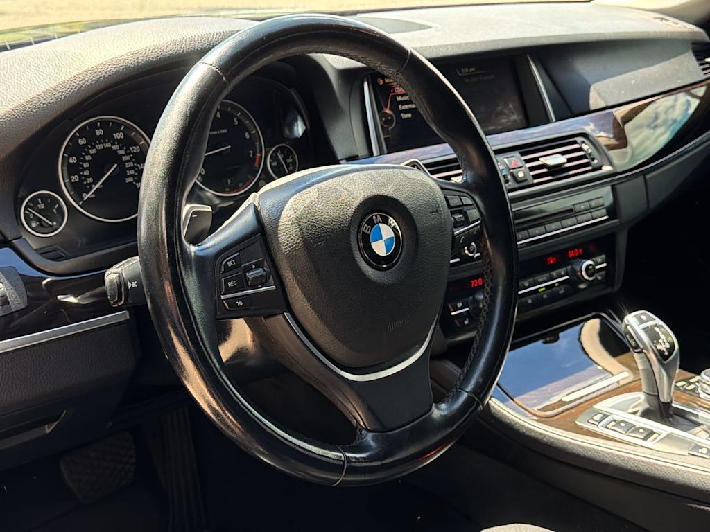 Thumbnail: 2016 BMW 5 Series - 14