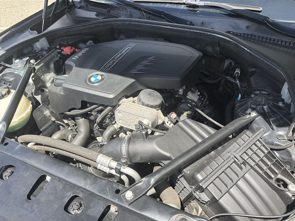 Thumbnail: 2016 BMW 5 Series - 9