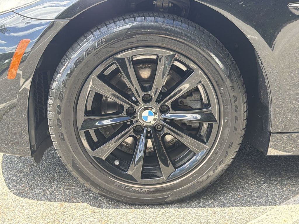 Thumbnail: 2016 BMW 5 Series - 8