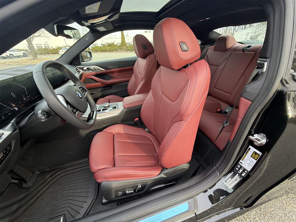 Thumbnail: 2025 BMW 4 Series - 11