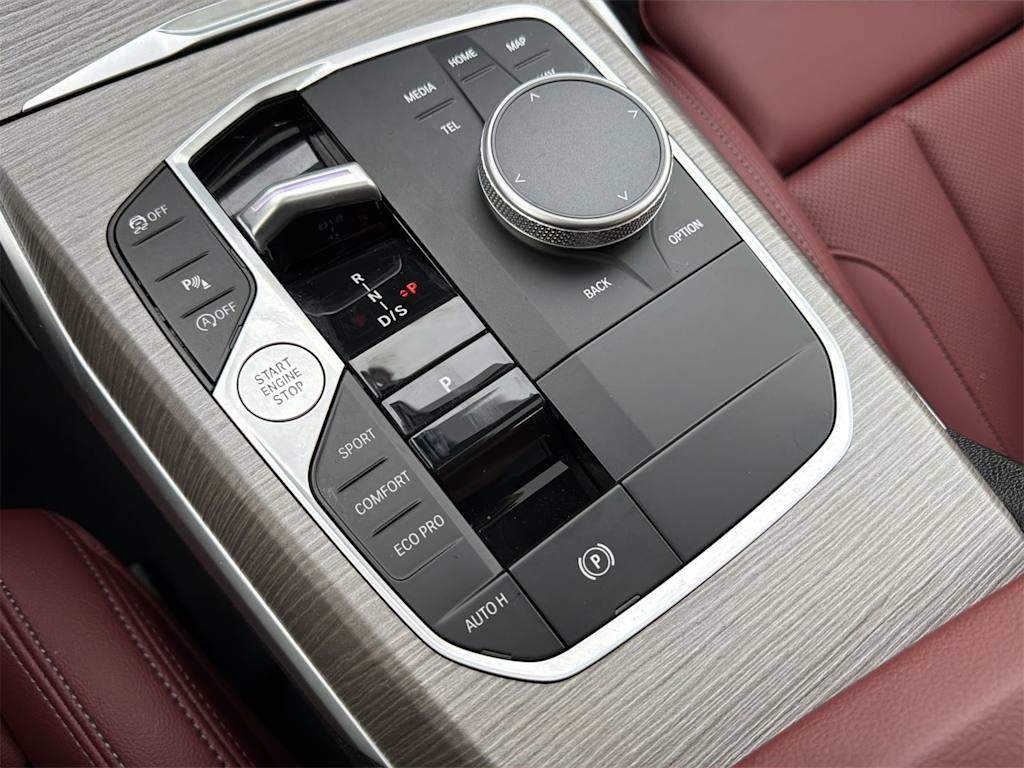 Thumbnail: 2025 BMW 4 Series - 16