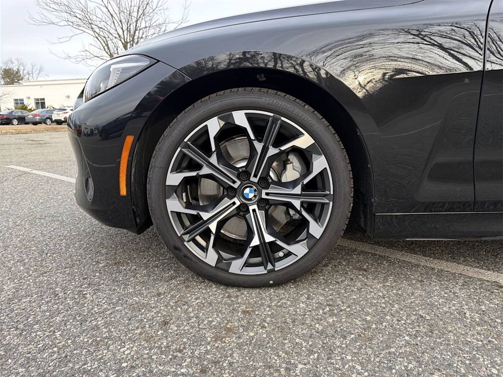 Thumbnail: 2025 BMW 4 Series - 8