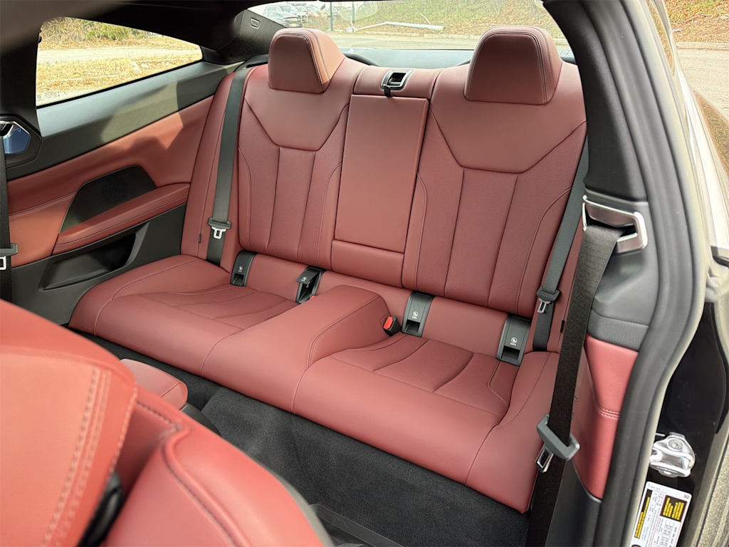 Thumbnail: 2025 BMW 4 Series - 27