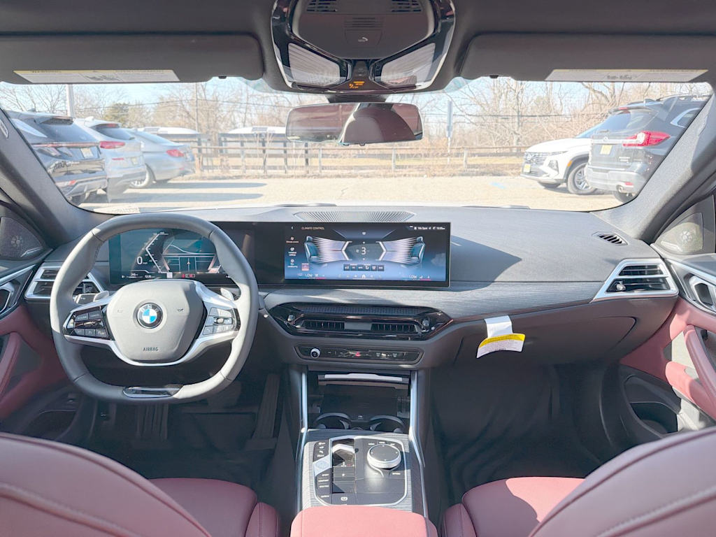 Thumbnail: 2025 BMW 4 Series - 10