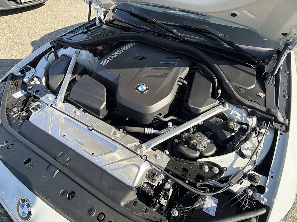 Thumbnail: 2025 BMW 4 Series - 9