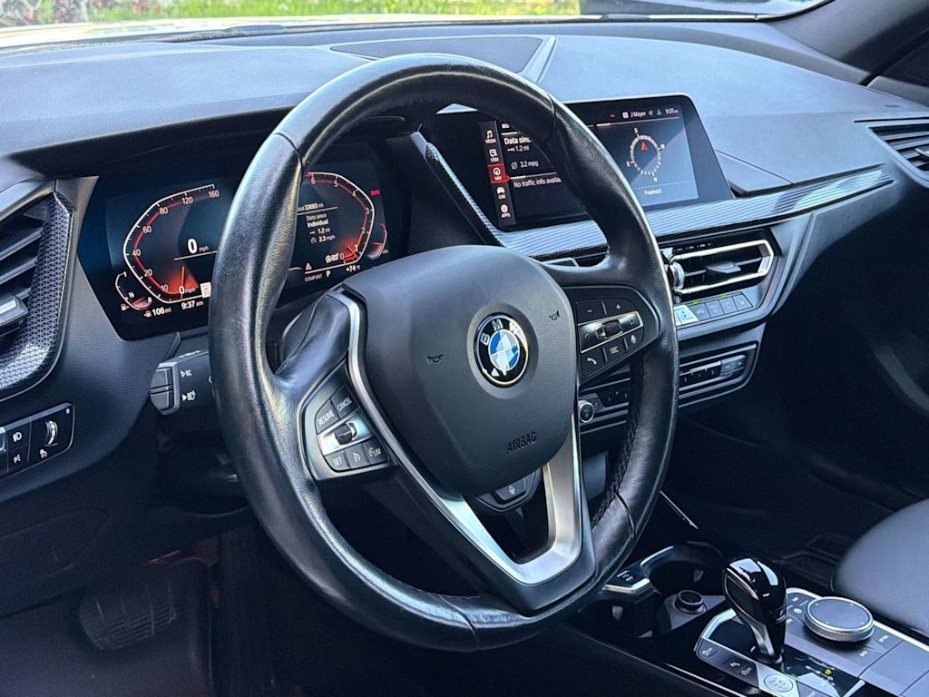 Thumbnail: 2022 BMW 2 Series - 10