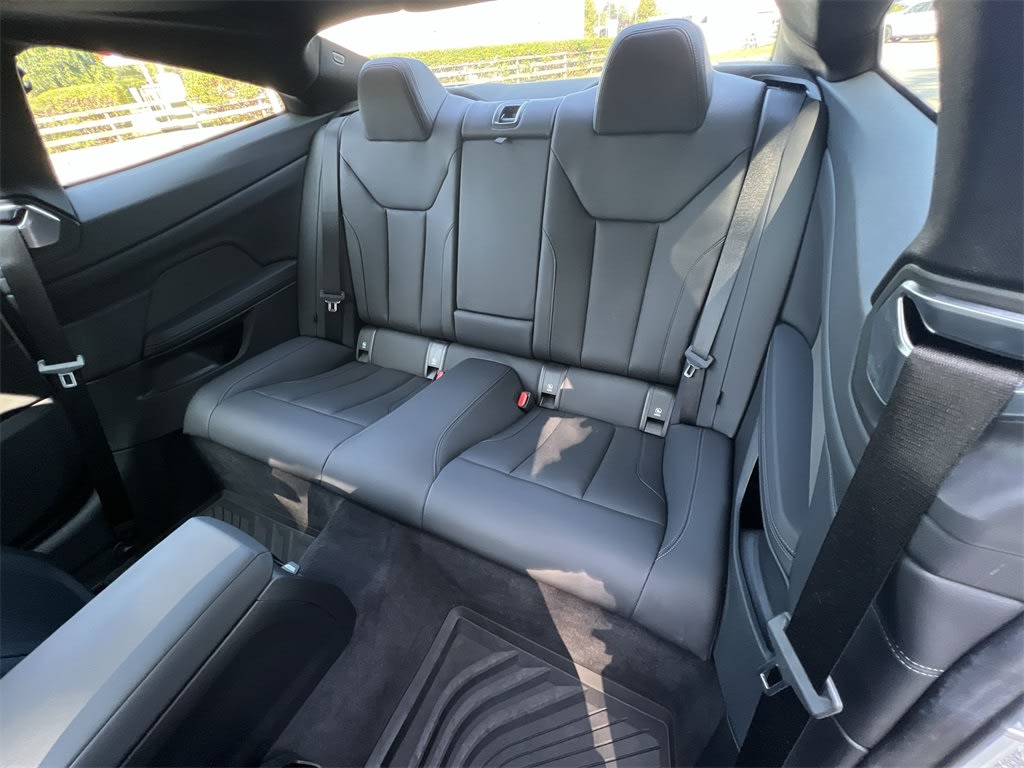 Thumbnail: 2023 BMW 4 Series - 24