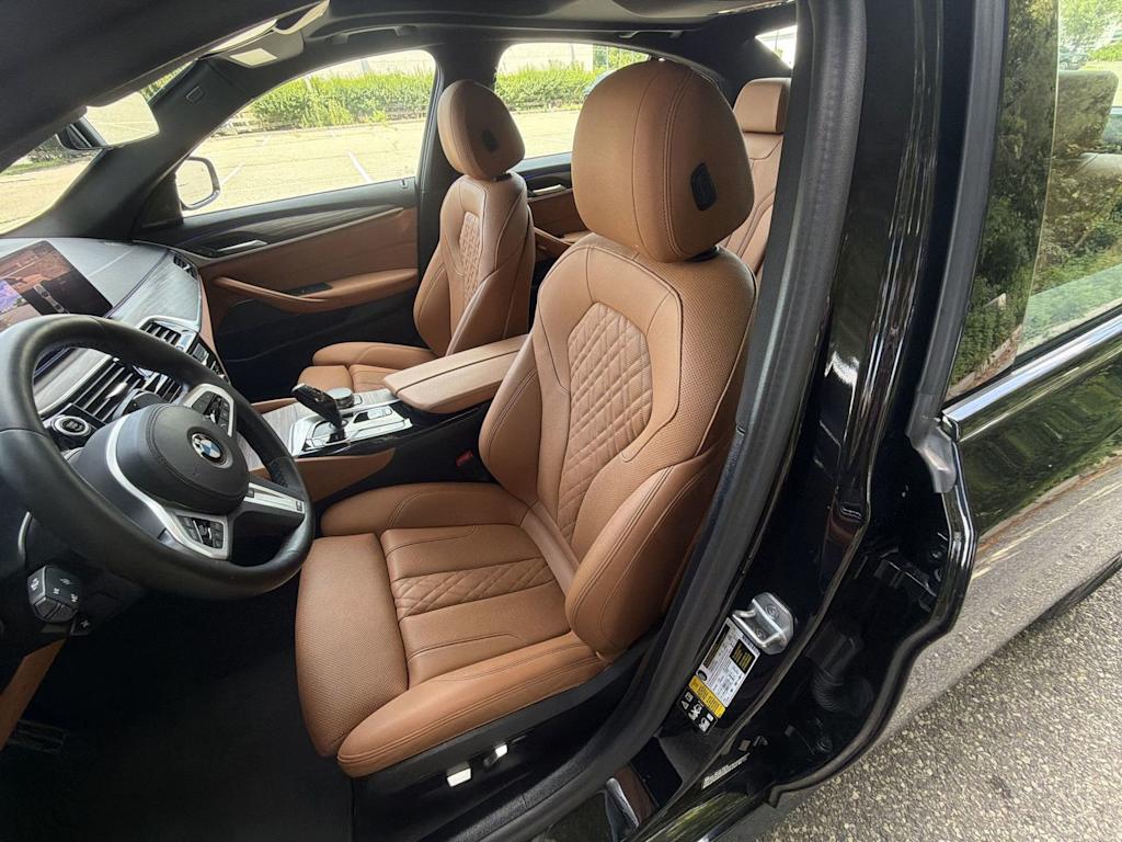 Thumbnail: 2023 BMW 5 Series - 11