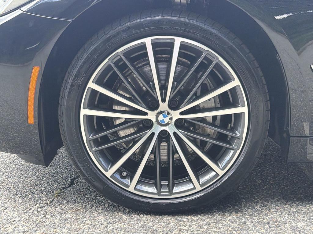 Thumbnail: 2023 BMW 5 Series - 8