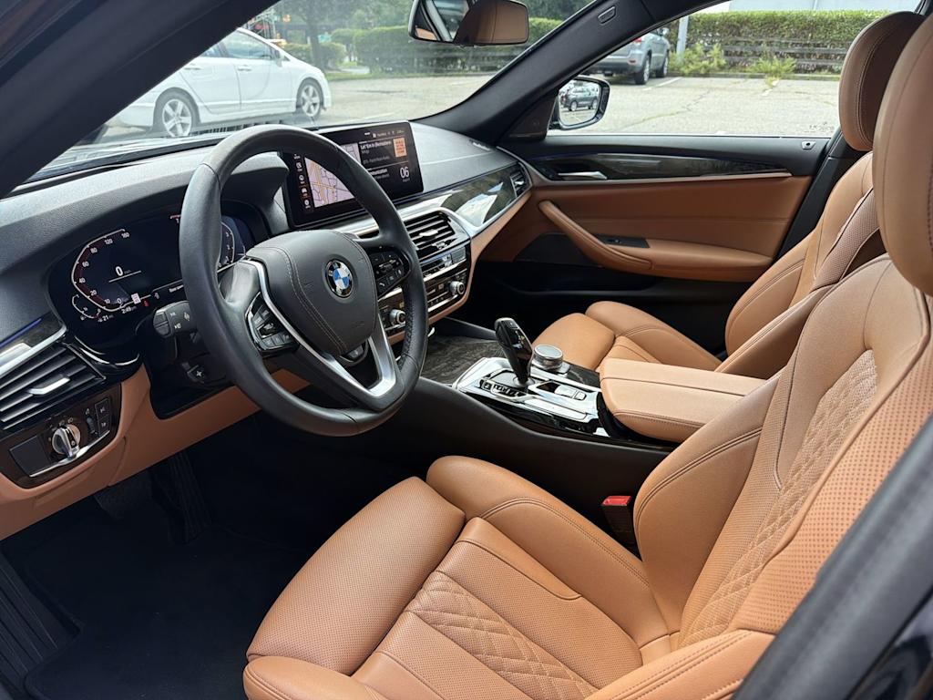 Thumbnail: 2023 BMW 5 Series - 2
