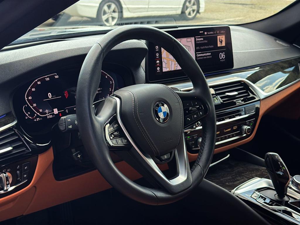 Thumbnail: 2023 BMW 5 Series - 14