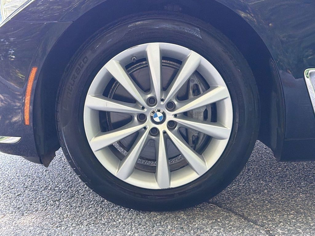 Thumbnail: 2019 BMW 7 Series - 8