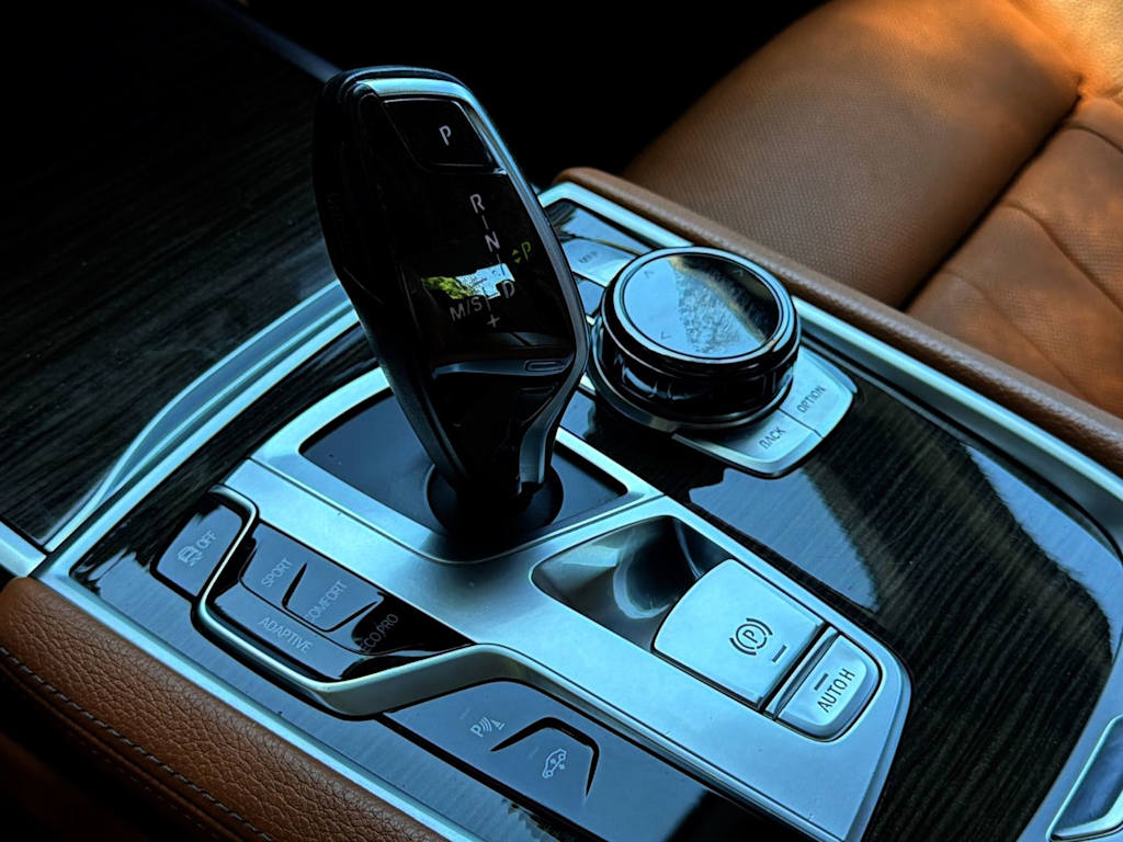 Thumbnail: 2019 BMW 7 Series - 16