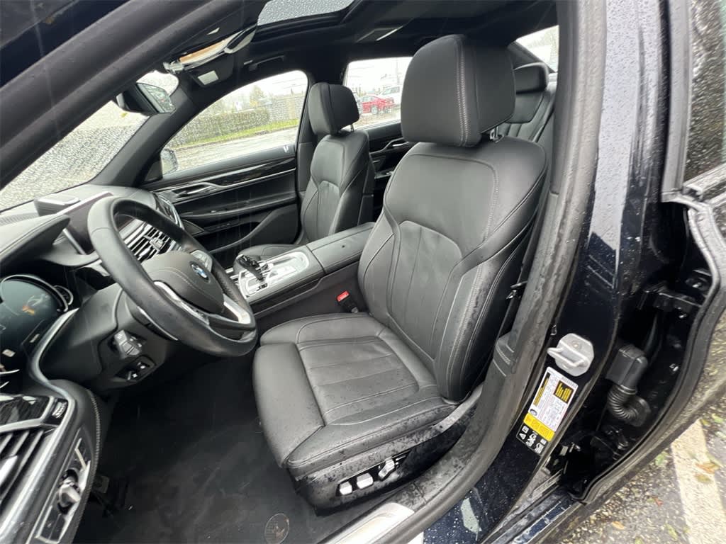 Thumbnail: 2019 BMW 7 Series - 11