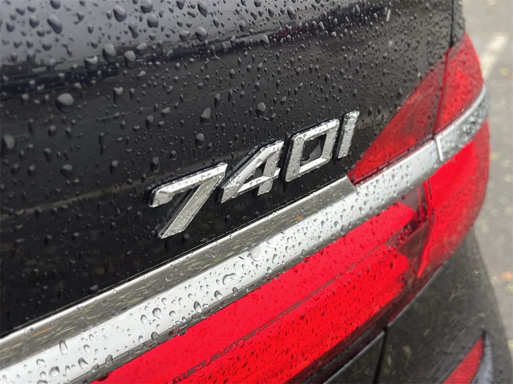 Thumbnail: 2019 BMW 7 Series - 26