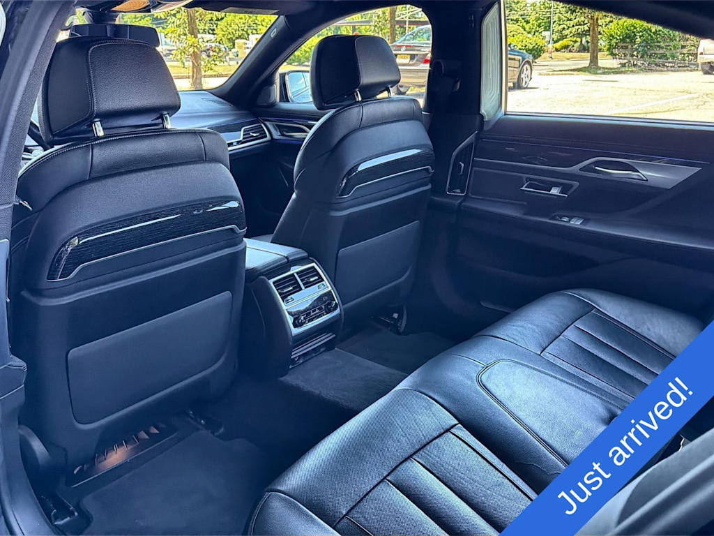 Thumbnail: 2019 BMW 7 Series - 12