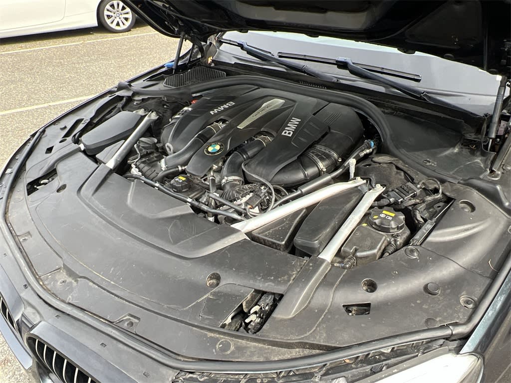 Thumbnail: 2019 BMW 7 Series - 9