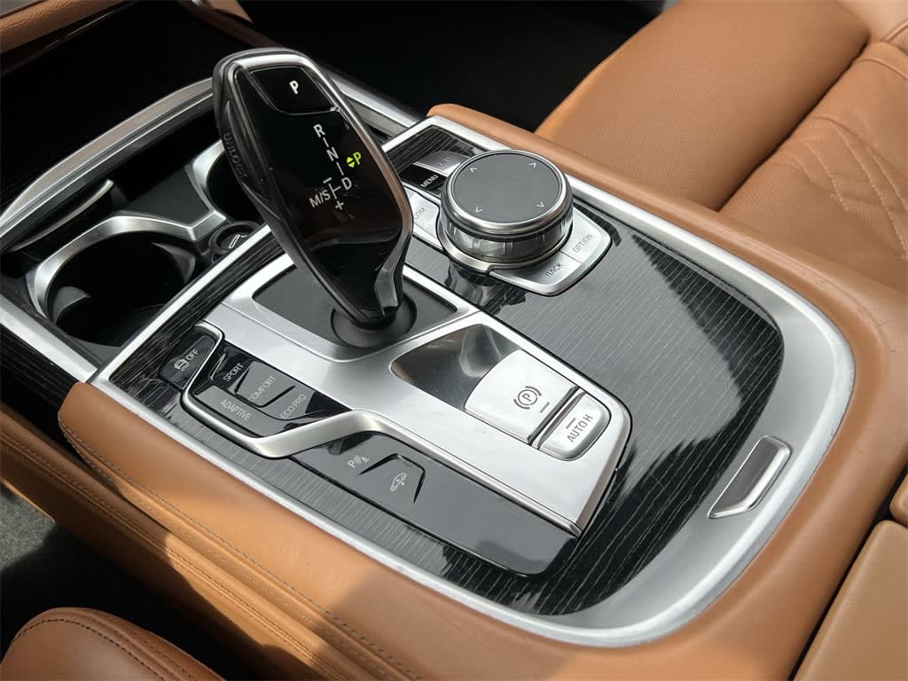 Thumbnail: 2019 BMW 7 Series - 15