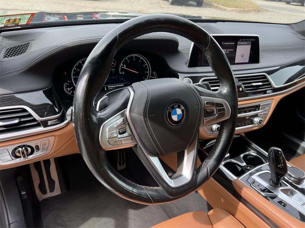Thumbnail: 2019 BMW 7 Series - 10