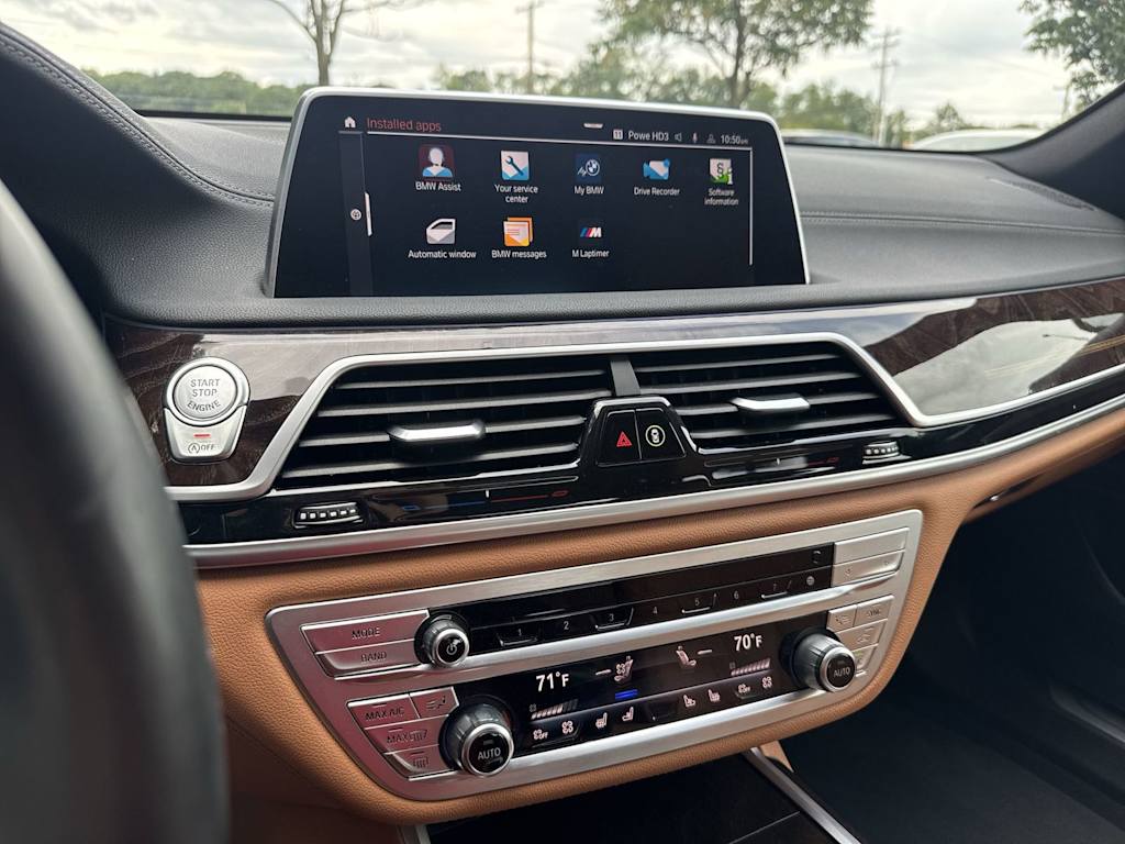 Thumbnail: 2021 BMW 7 Series - 14
