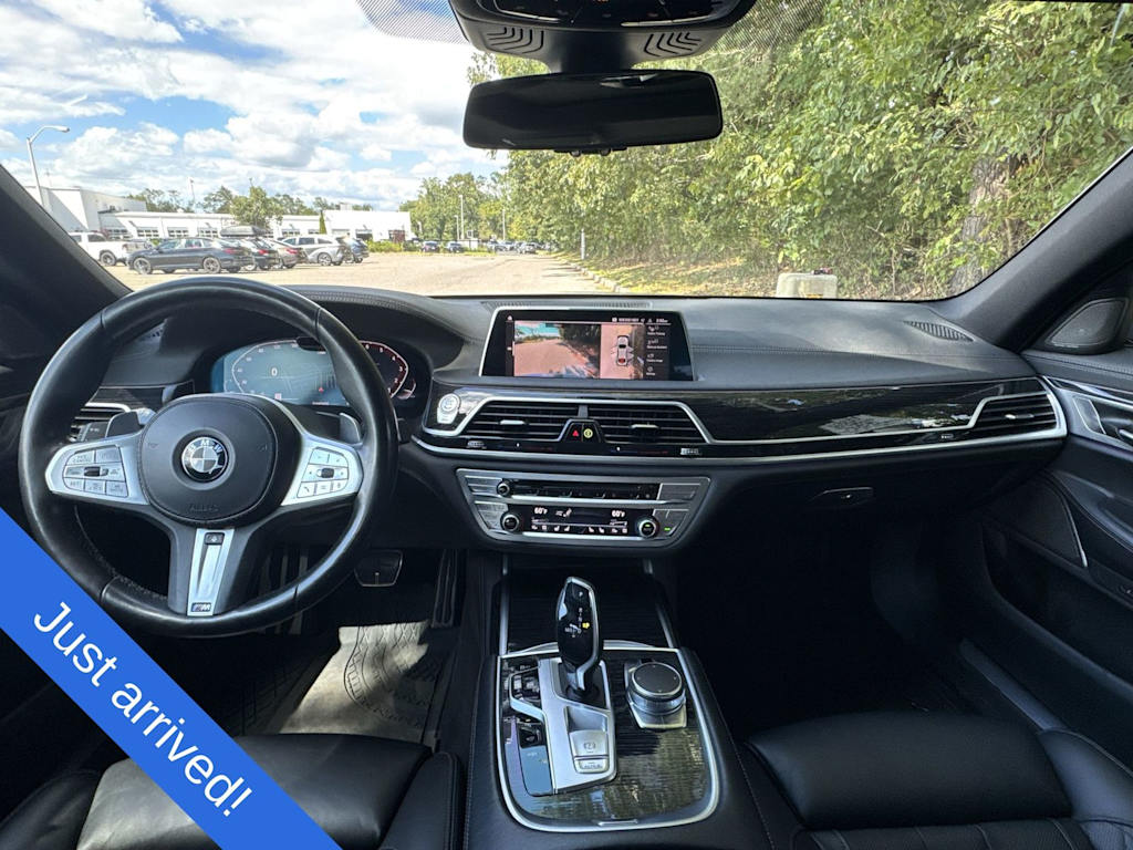 Thumbnail: 2020 BMW 7 Series - 10