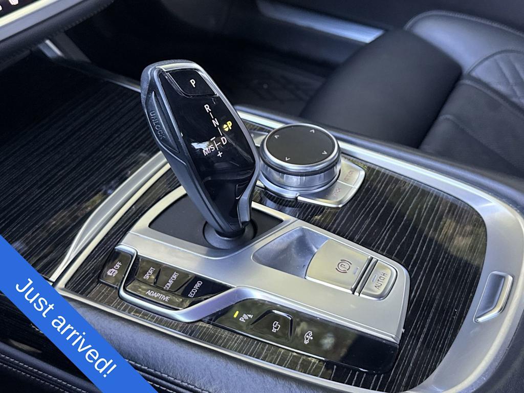 Thumbnail: 2020 BMW 7 Series - 16