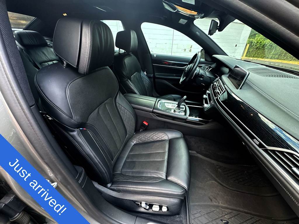 Thumbnail: 2020 BMW 7 Series - 12
