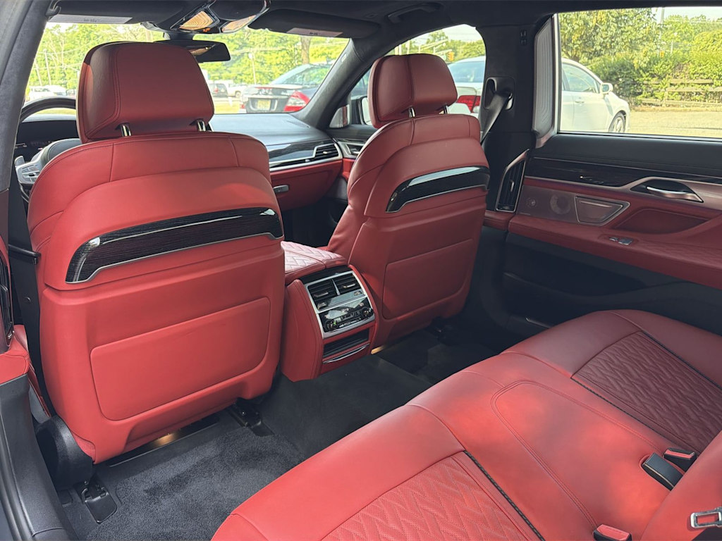 Thumbnail: 2021 BMW 7 Series - 13