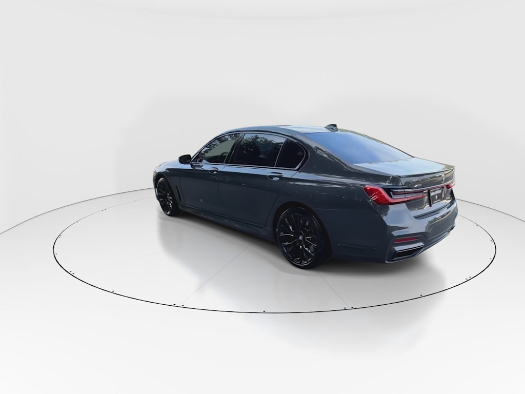 Thumbnail: 2021 BMW 7 Series - 7