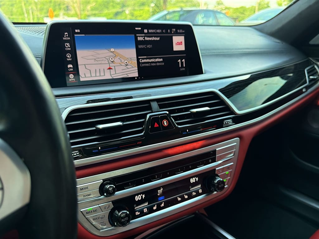 Thumbnail: 2021 BMW 7 Series - 15
