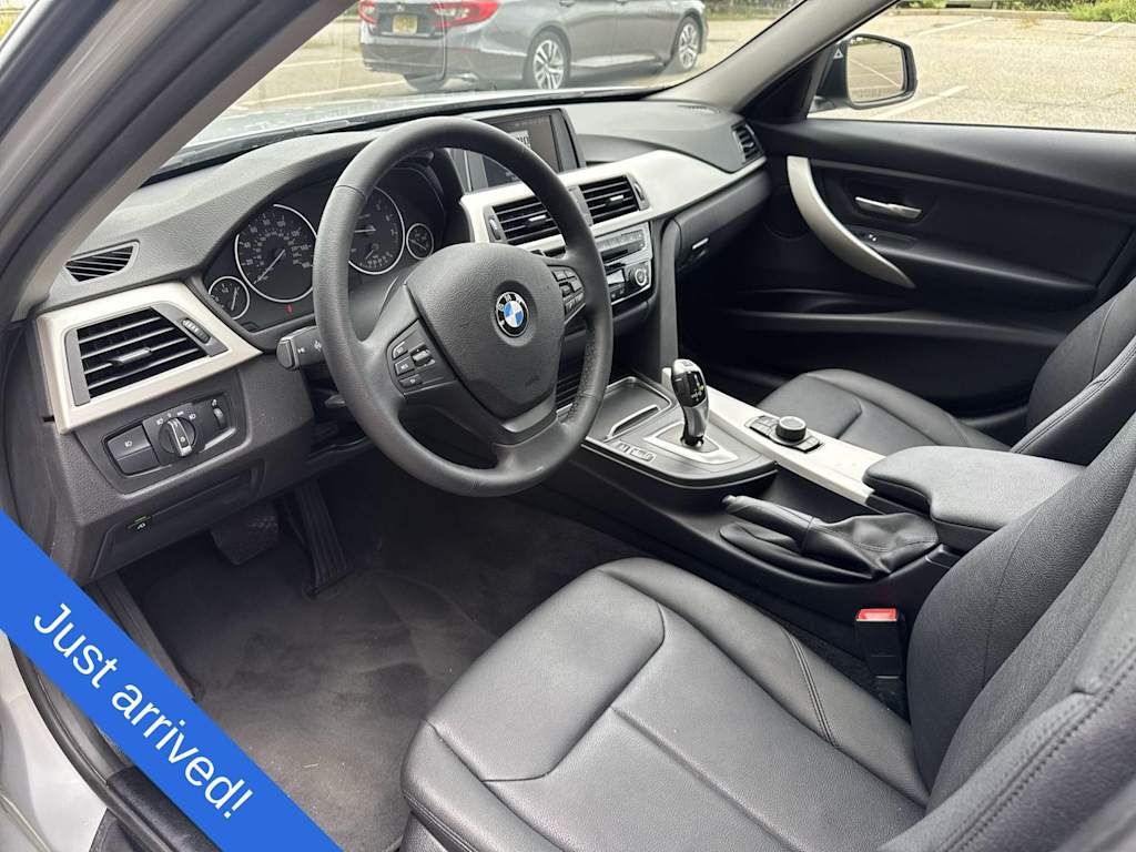 Thumbnail: 2018 BMW 3 Series - 2