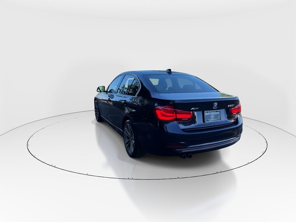 Thumbnail: 2017 BMW 3 Series - 7