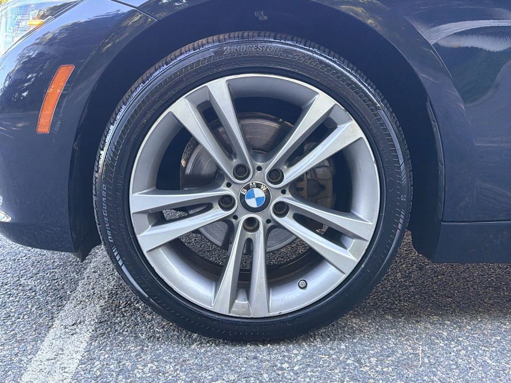 Thumbnail: 2017 BMW 3 Series - 8