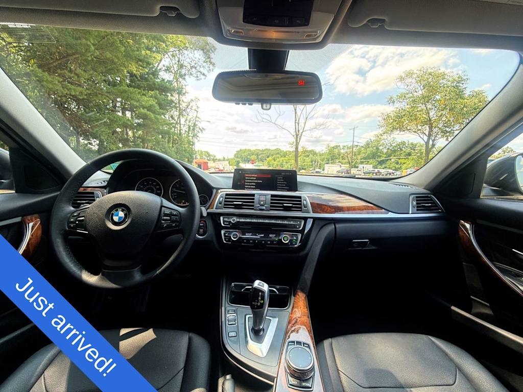 Thumbnail: 2018 BMW 3 Series - 10