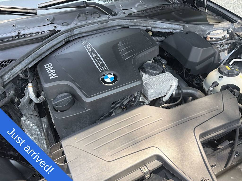 Thumbnail: 2018 BMW 3 Series - 9