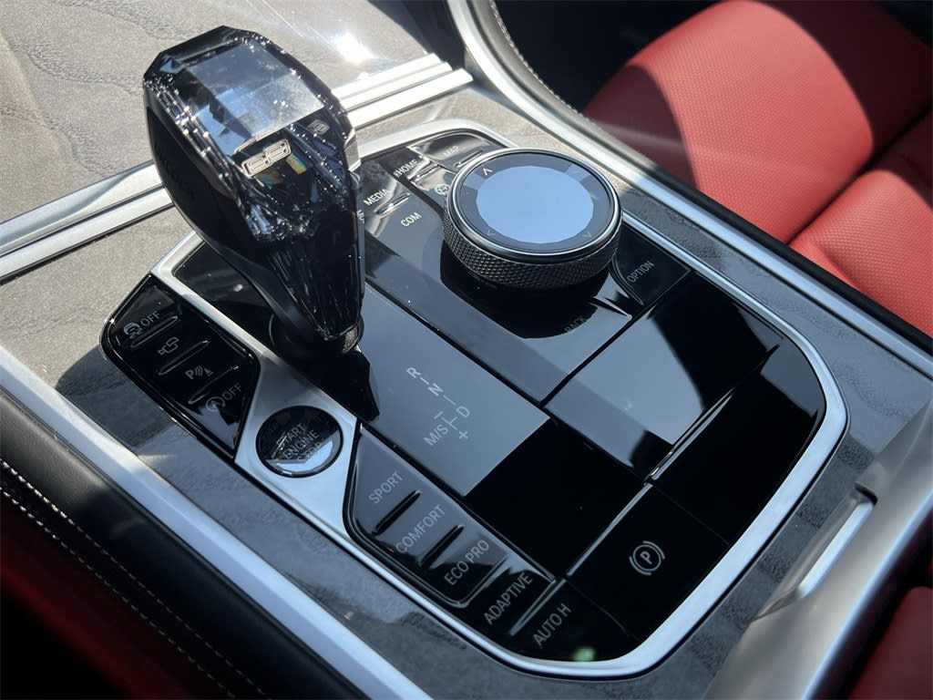 Thumbnail: 2024 BMW 8 Series - 28