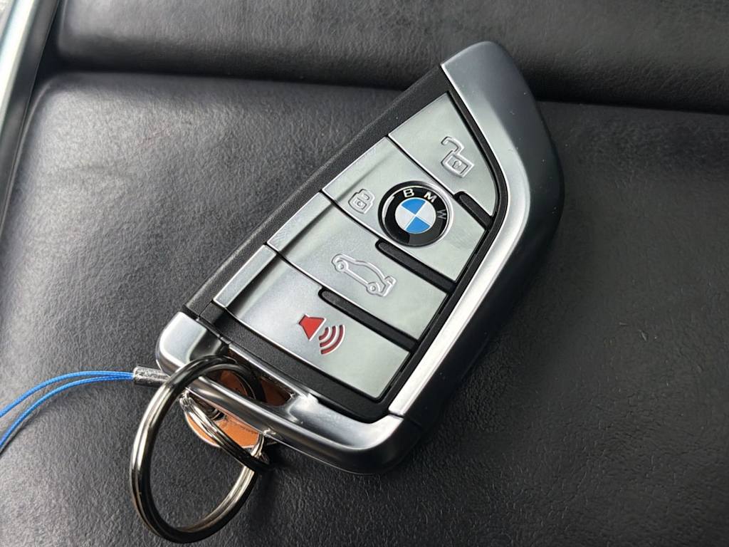 Thumbnail: 2023 BMW 8 Series - 20