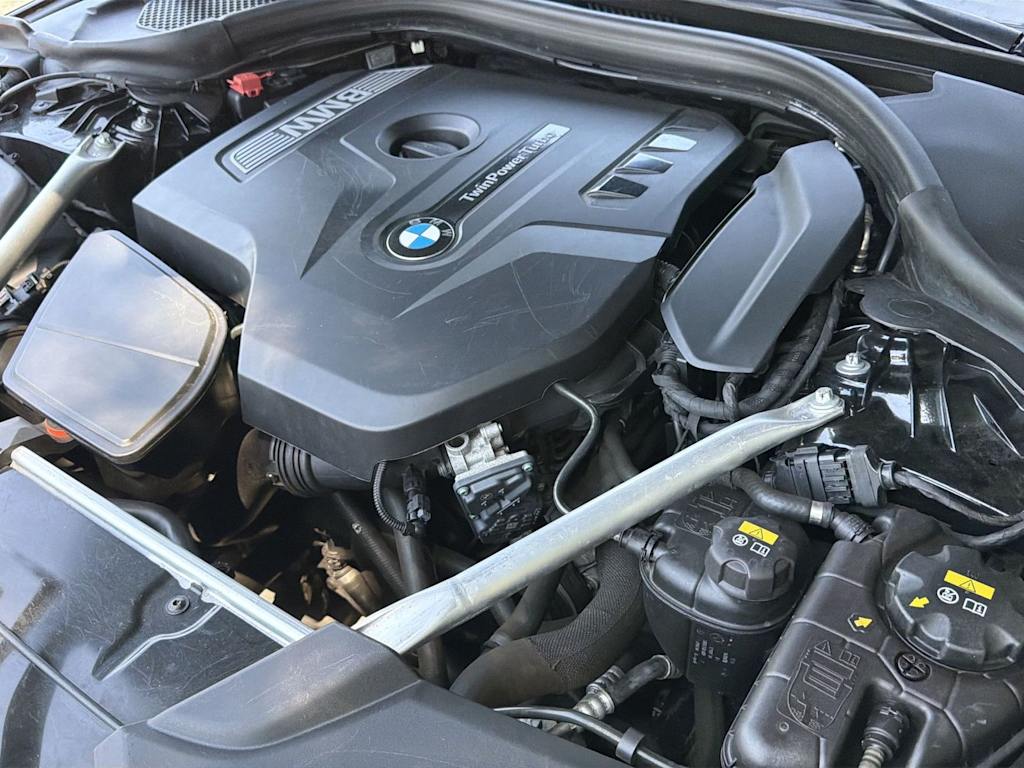 Thumbnail: 2018 BMW 5 Series - 9
