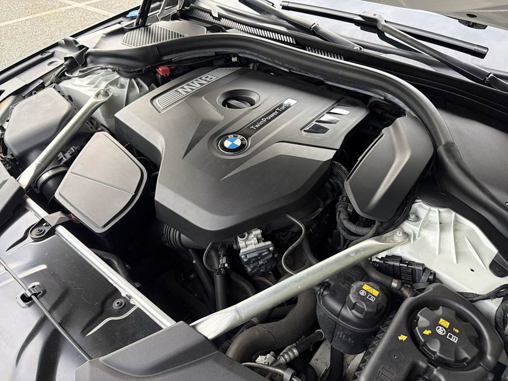 Thumbnail: 2018 BMW 5 Series - 9