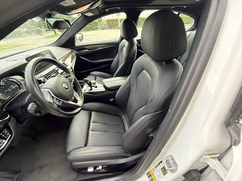 Thumbnail: 2018 BMW 5 Series - 11