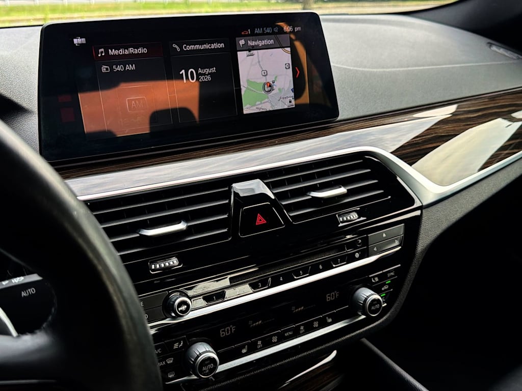 Thumbnail: 2018 BMW 5 Series - 15