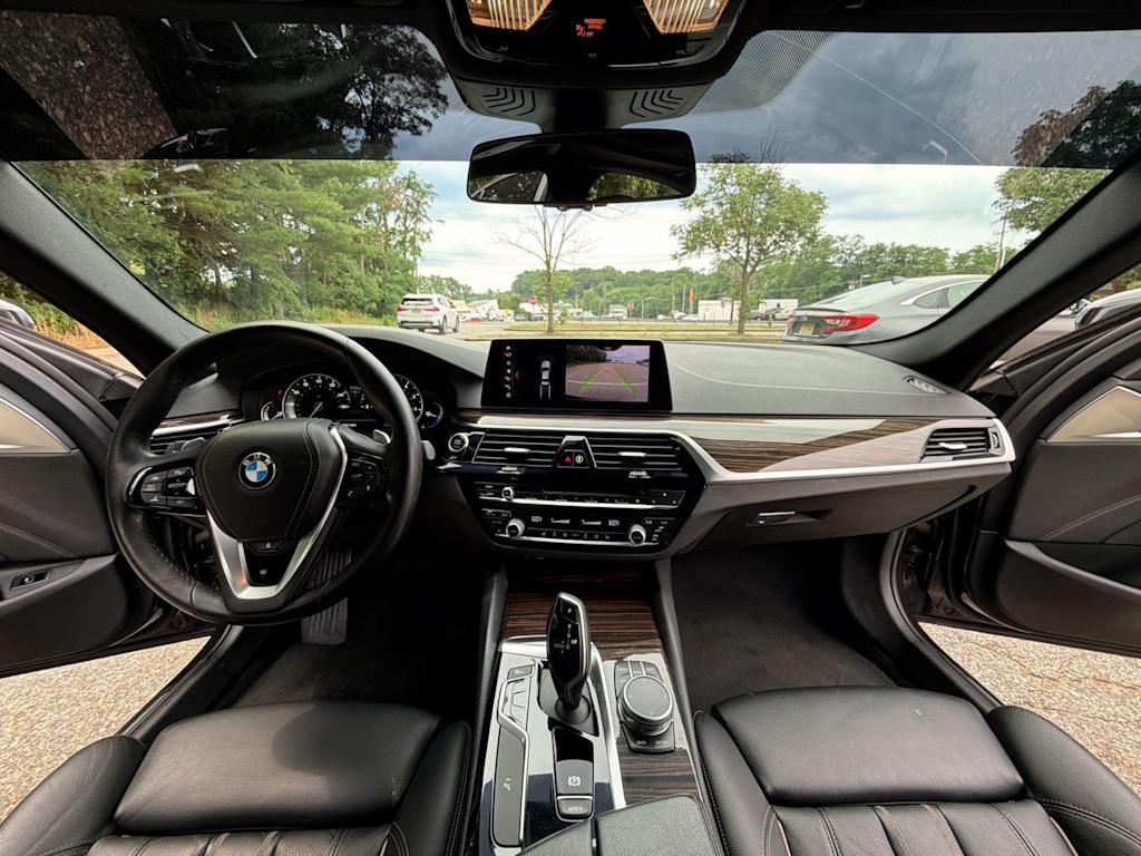 Thumbnail: 2019 BMW 5 Series - 10