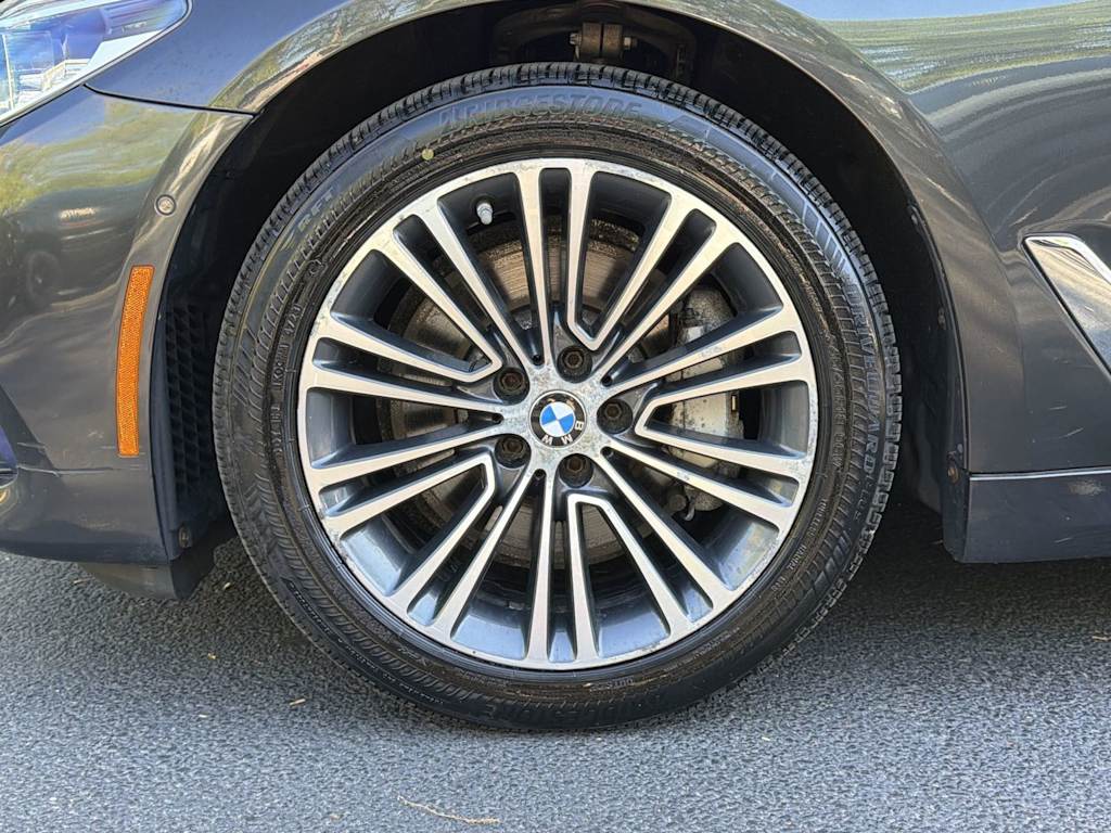 Thumbnail: 2017 BMW 5 Series - 8