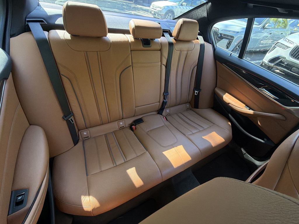 Thumbnail: 2017 BMW 5 Series - 27