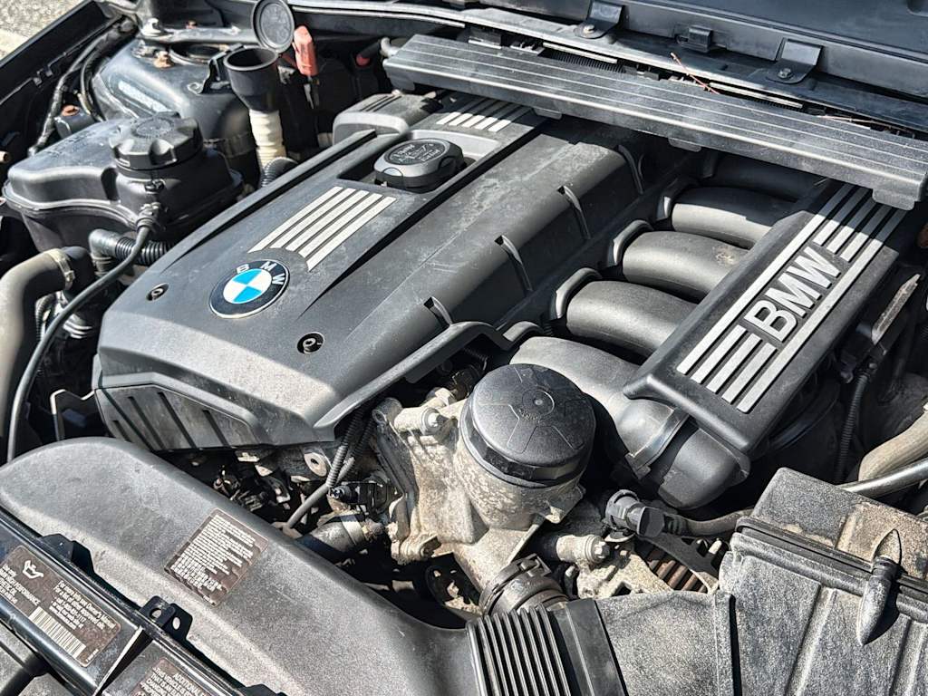 Thumbnail: 2011 BMW 3 Series - 9