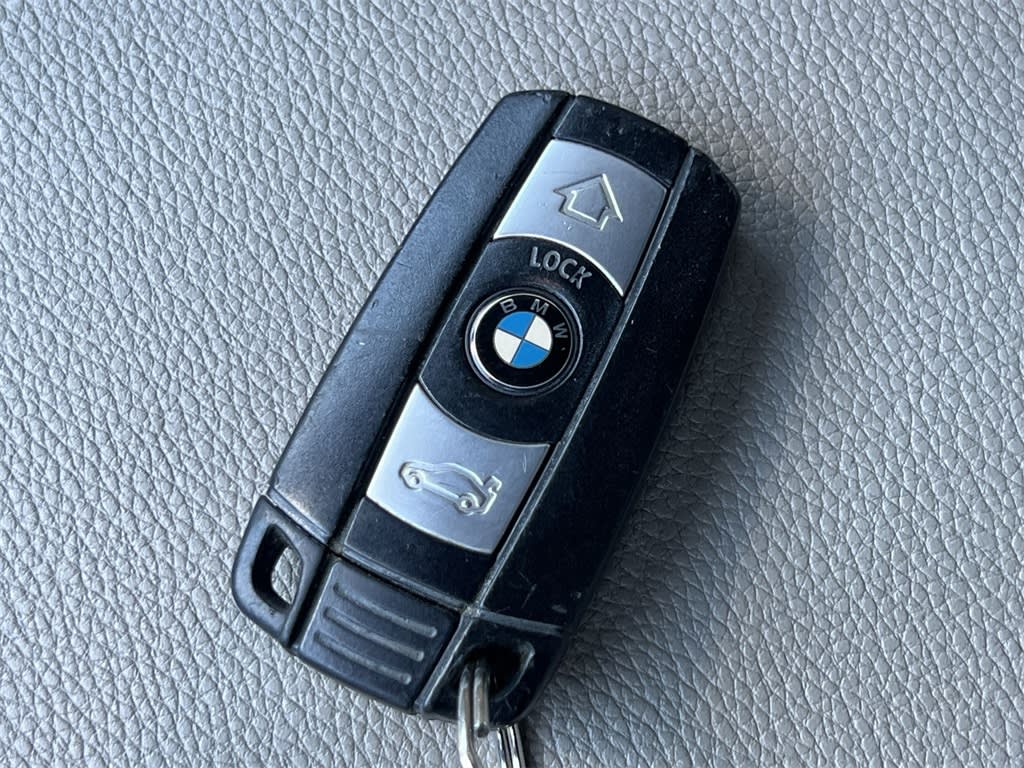 Thumbnail: 2012 BMW 1 Series - 18