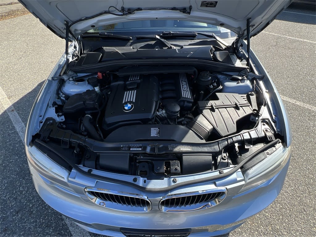 Thumbnail: 2012 BMW 1 Series - 9